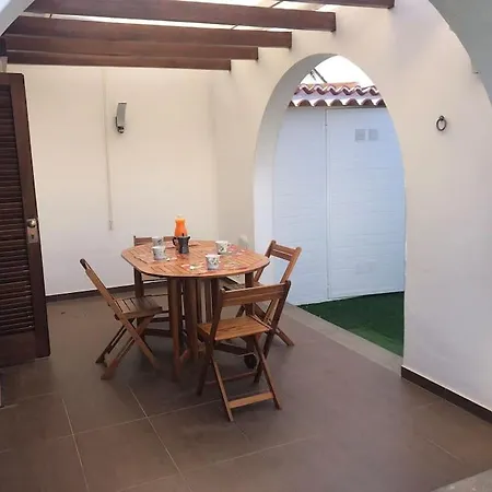 Precioso Bungalow En Complejo Con Piscina